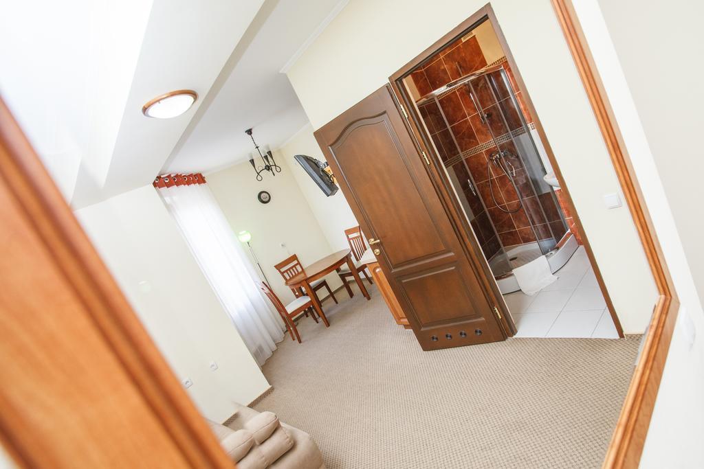 Hotel Skilandhouse Bukovel Extérieur photo